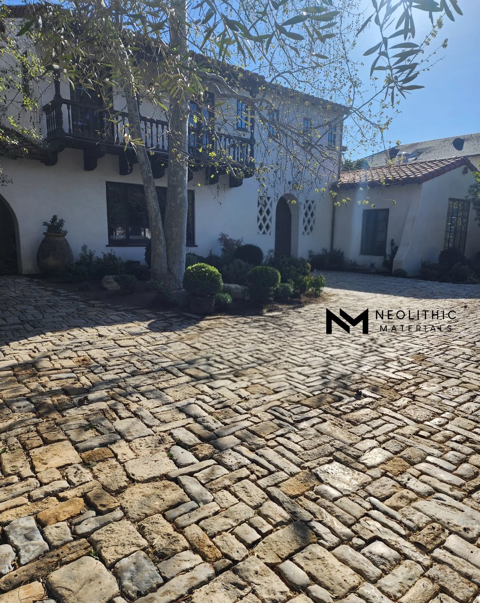 Antique French Stable Pavers thumbnail 5