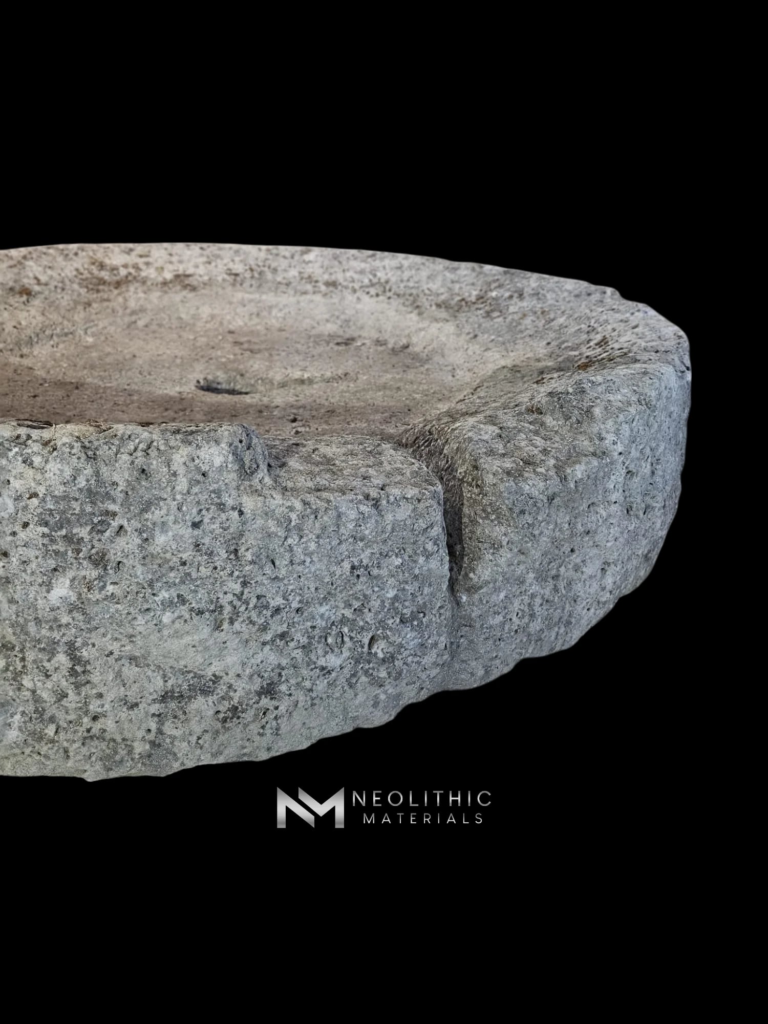 Antique Stone Mill thumbnail 3