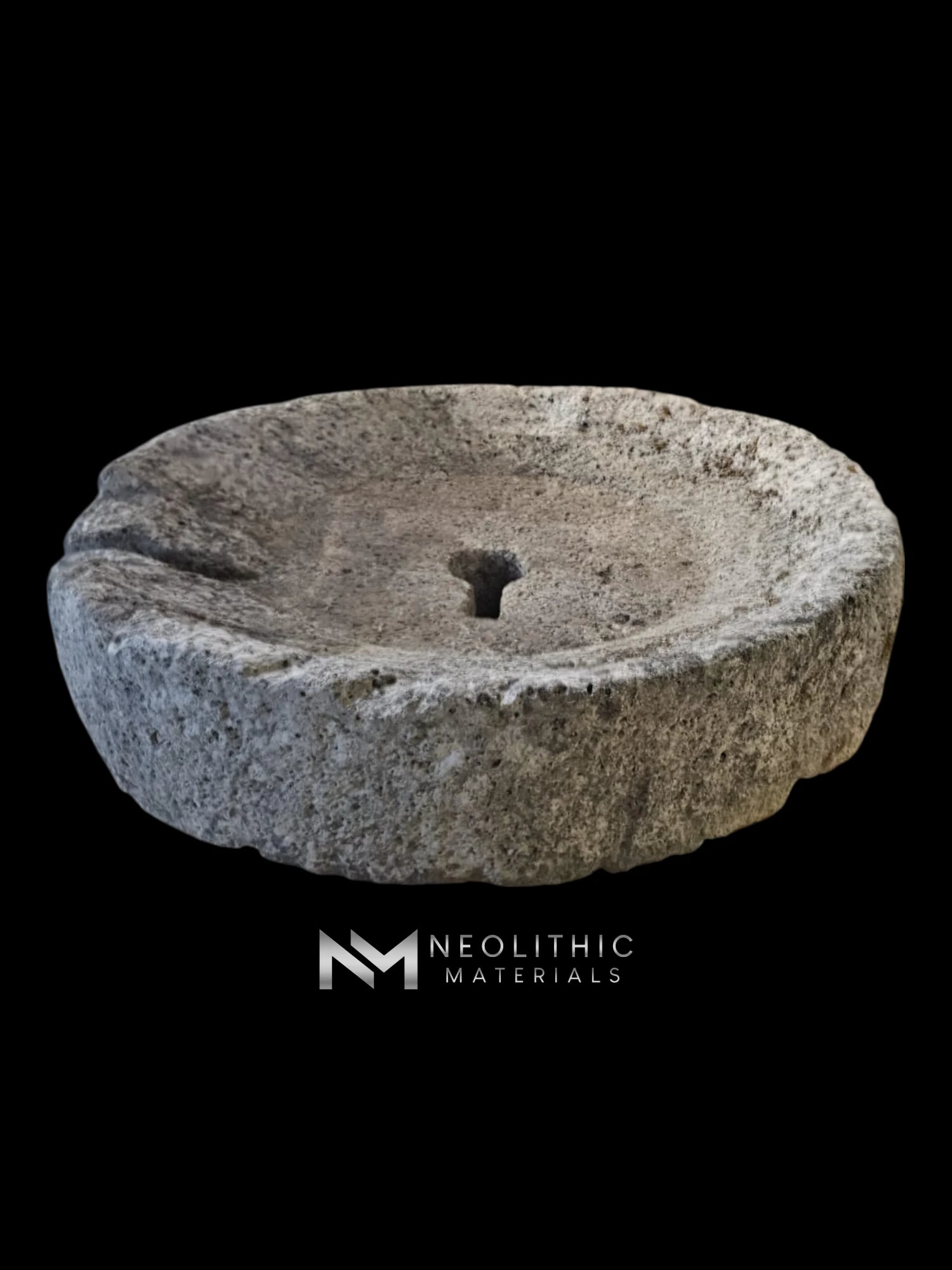 Antique Stone Mill thumbnail 5