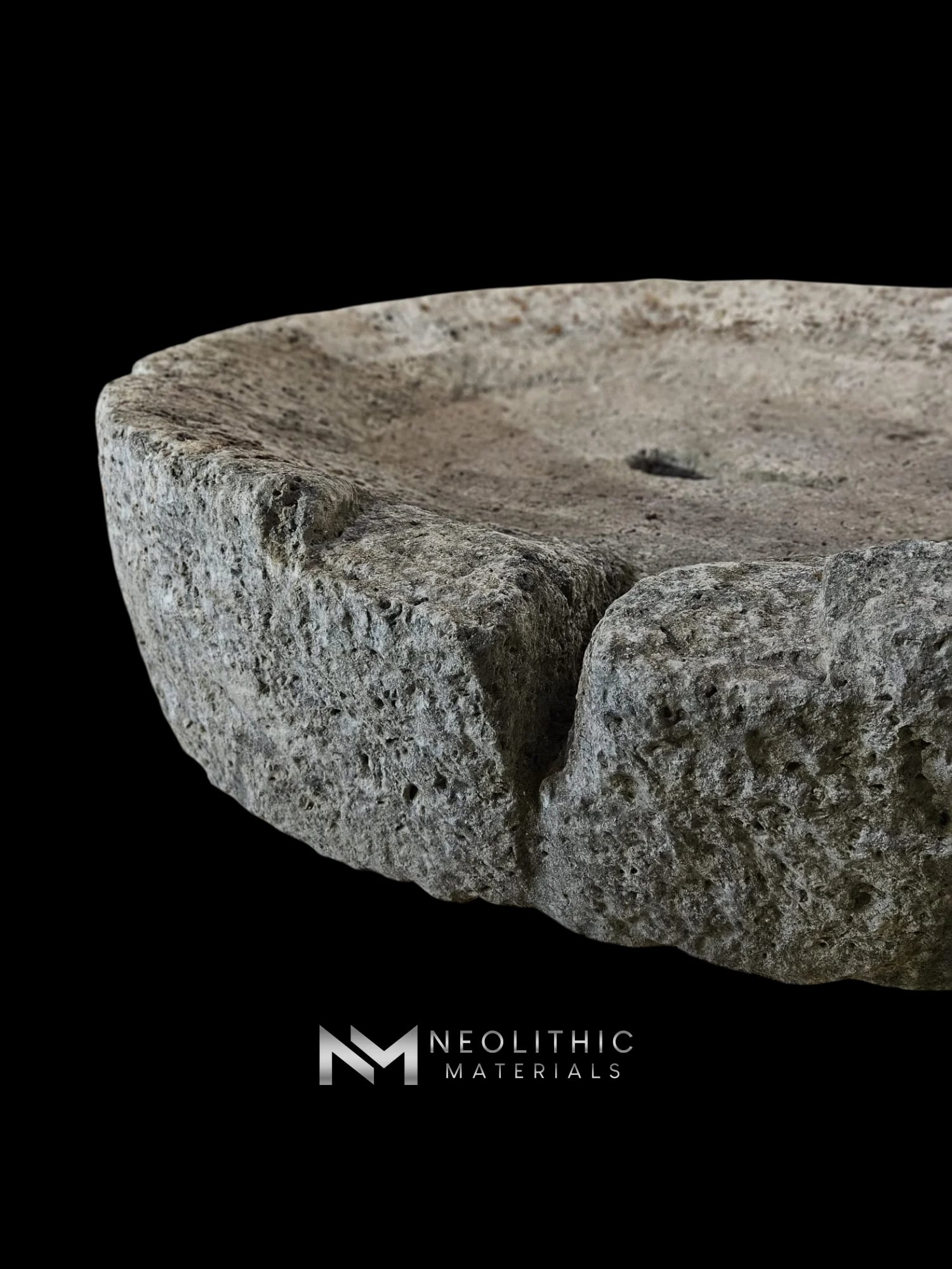 Antique Stone Mill thumbnail 8