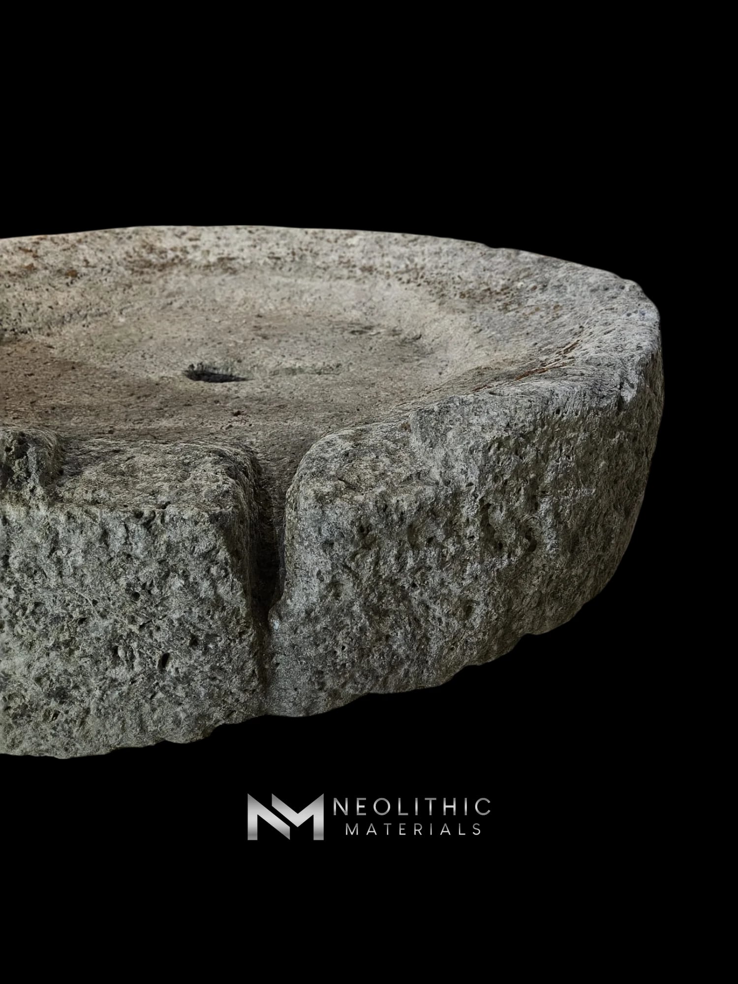Antique Stone Mill thumbnail 9