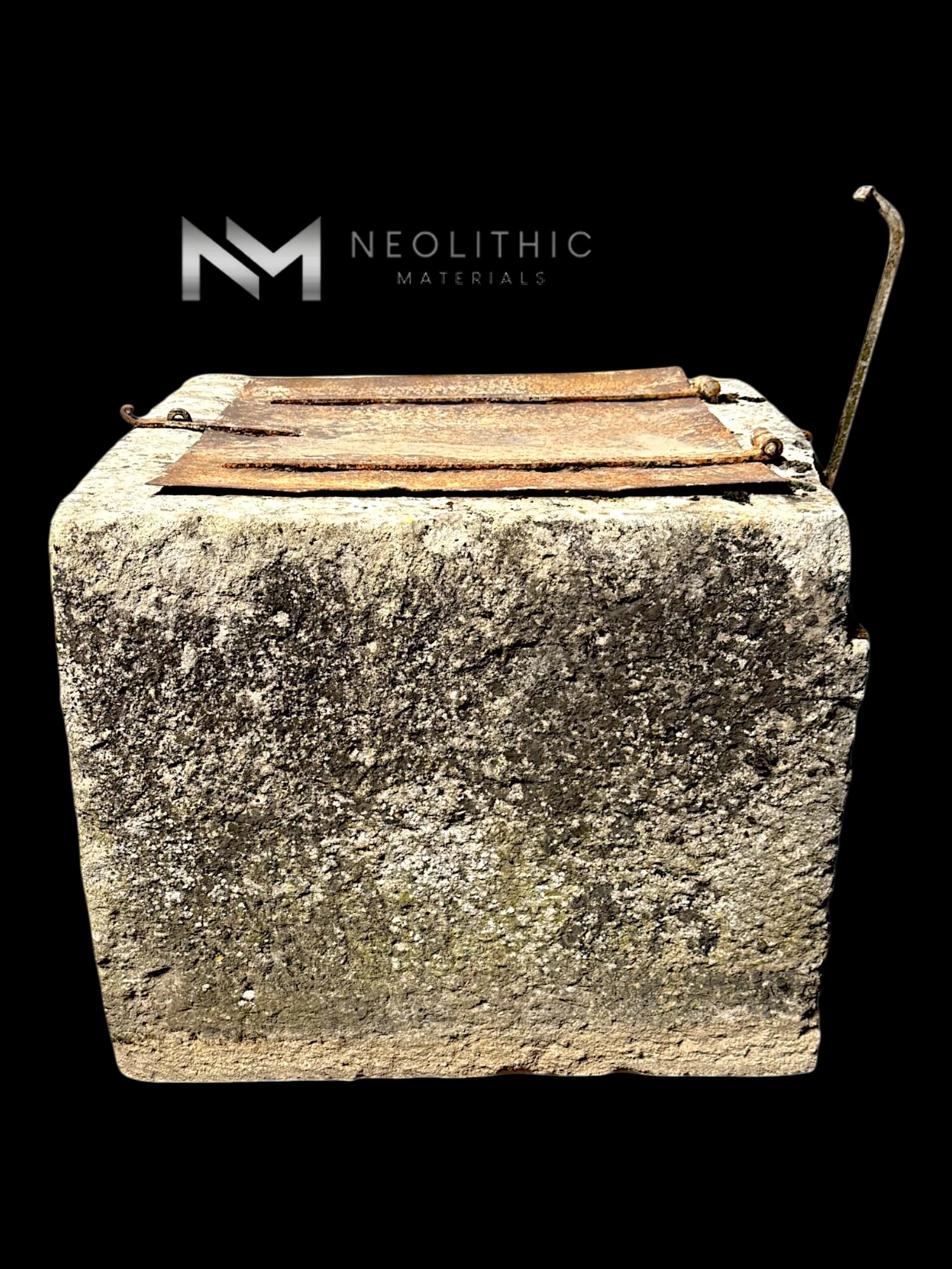 Antique French Limestone Well thumbnail 7