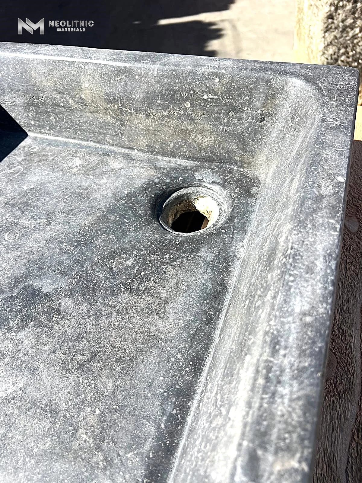 Antique Belgian Dark Bluestone Sink thumbnail 11