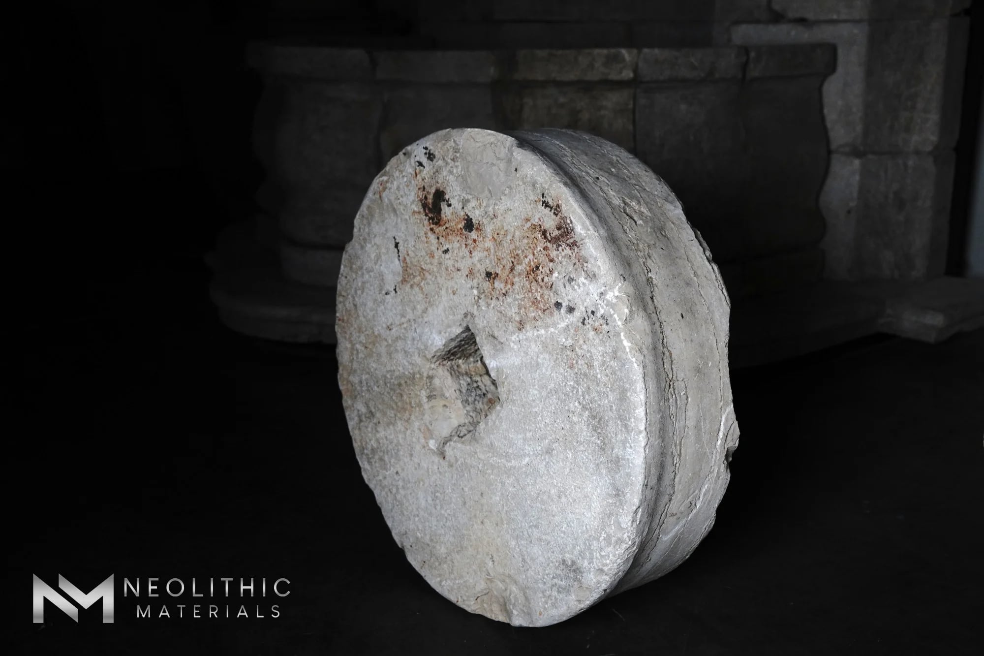 Antique Stone Mill thumbnail 14