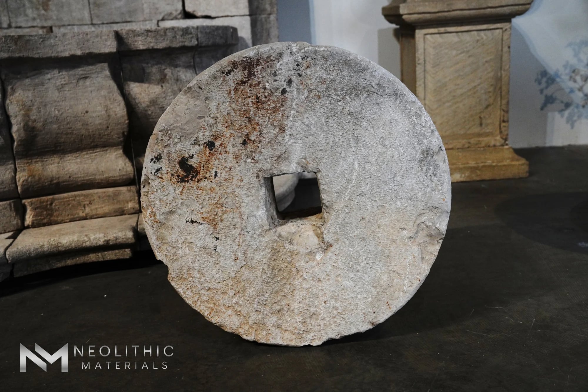 Antique Stone Mill thumbnail 15