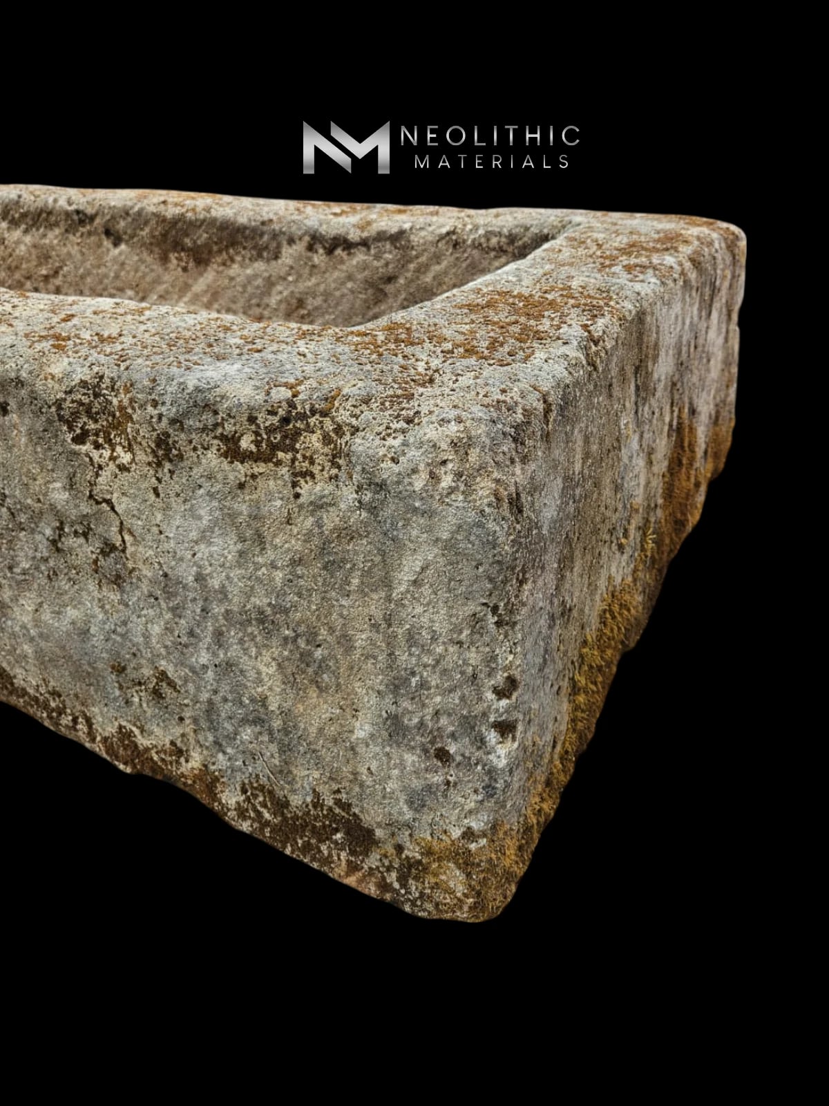 French Antique 19th Century Limestone Trough thumbnail 4