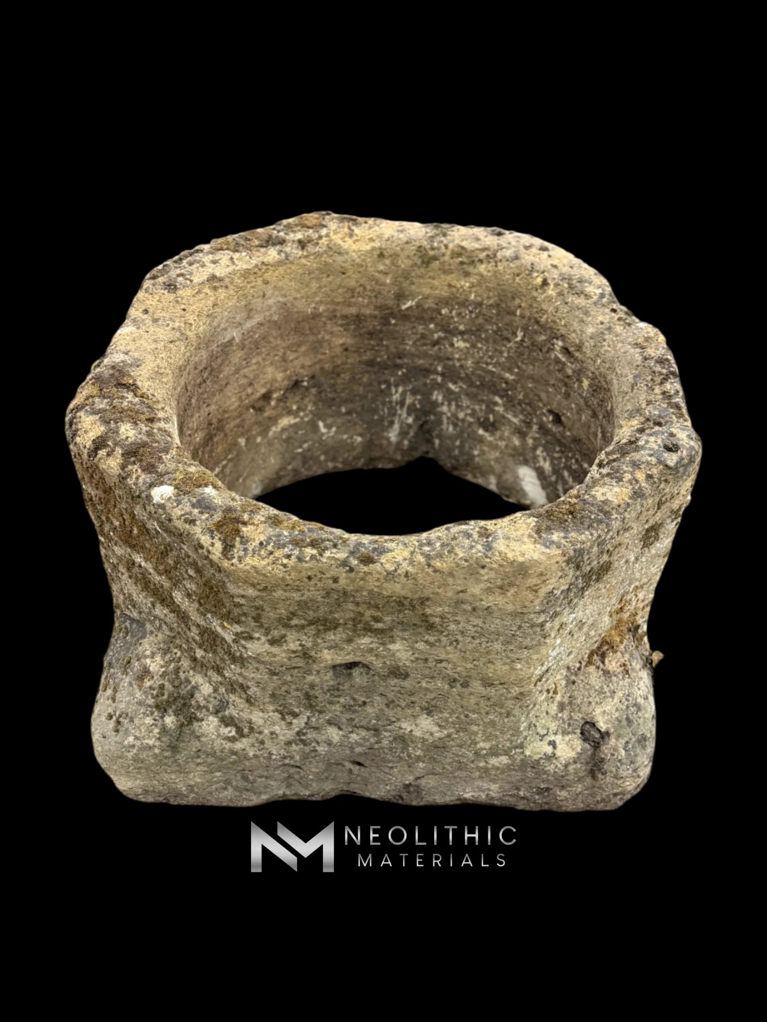 French Antique 18th Century Well Head thumbnail 2
